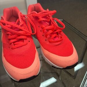 Nike Air Max Sneakers  Sz 8,5